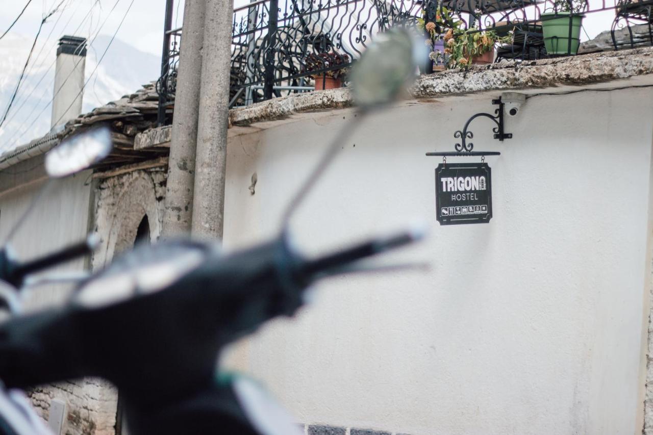 Trigona Hostel Gjirokastër Exterior foto