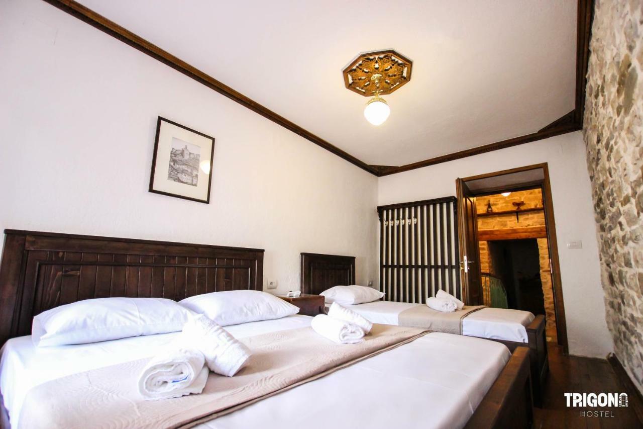 Trigona Hostel Gjirokastër Exterior foto