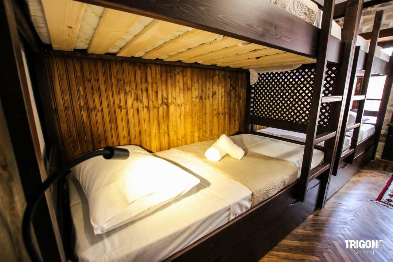 Trigona Hostel Gjirokastër Exterior foto